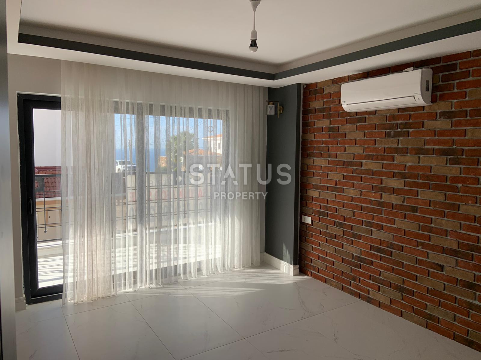 Five-room villa with sea and mountain views in Bektash district. фото 32