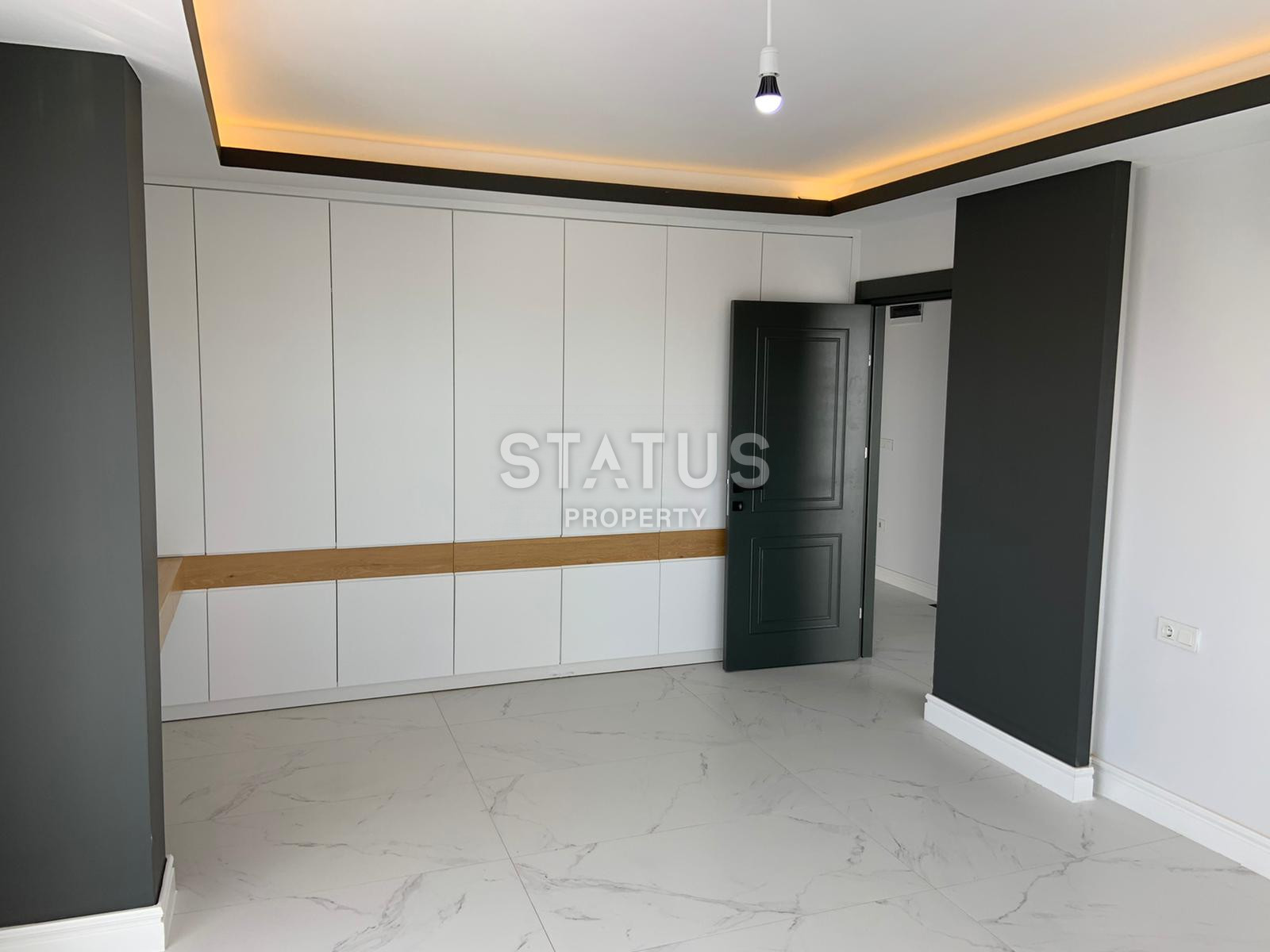 Five-room villa with sea and mountain views in Bektash district. фото 33