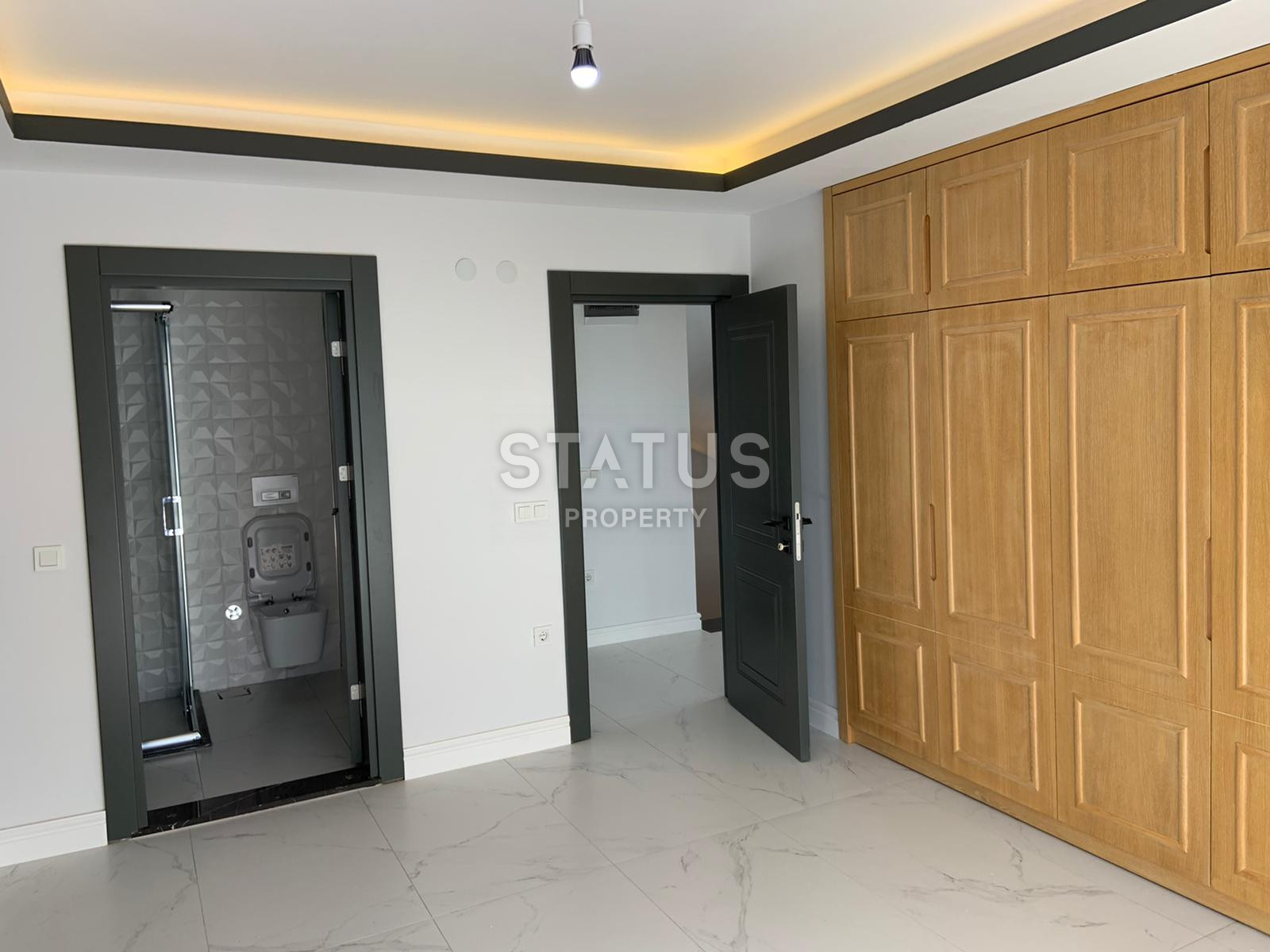 Five-room villa with sea and mountain views in Bektash district. фото 35