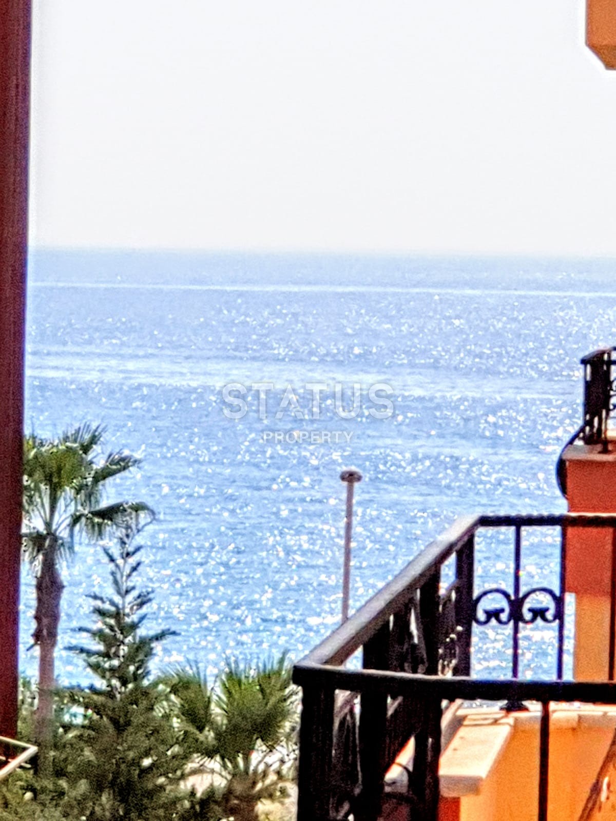 Меблированная квартира в комплексе с бассейном на первой линии в Махмутларе, 125 м2 фото 12