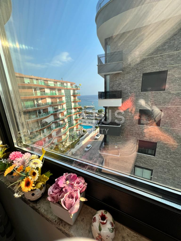 Three-room premium apartment in the first coastline in Tosmur. 90m2 фото 25