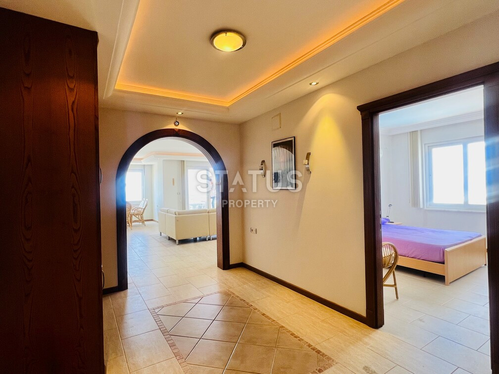 Apartments on the first beach line 3+1 in Mahmutlar district. фото 3