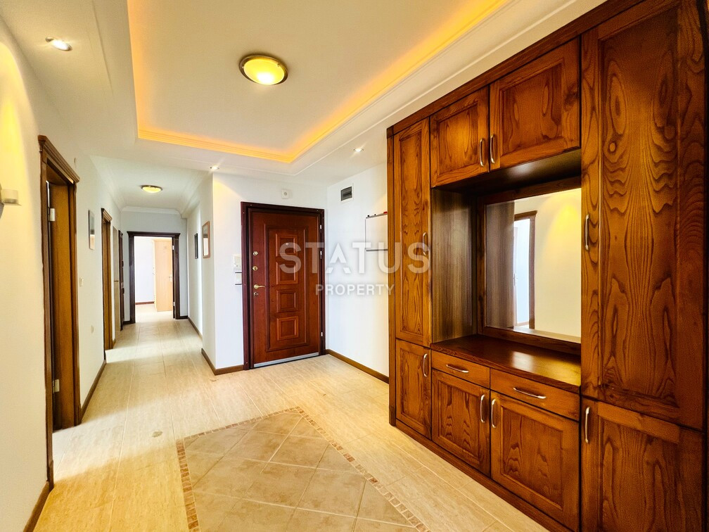 Apartments on the first beach line 3+1 in Mahmutlar district. фото 4