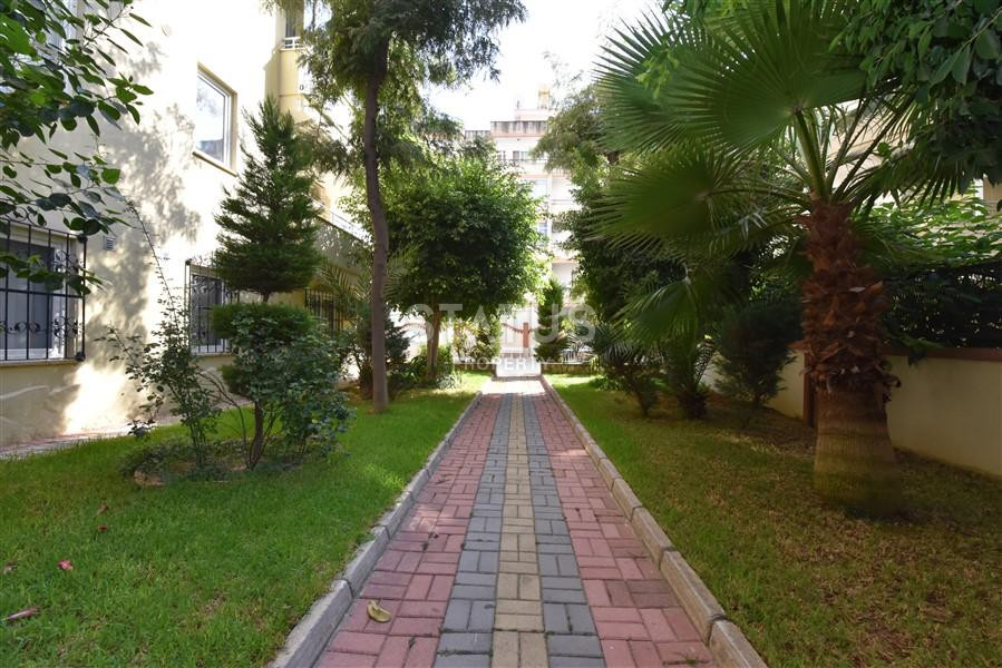 Меблированные апартаменты в центре Алании в 300м от моря. 170м2. фото 6