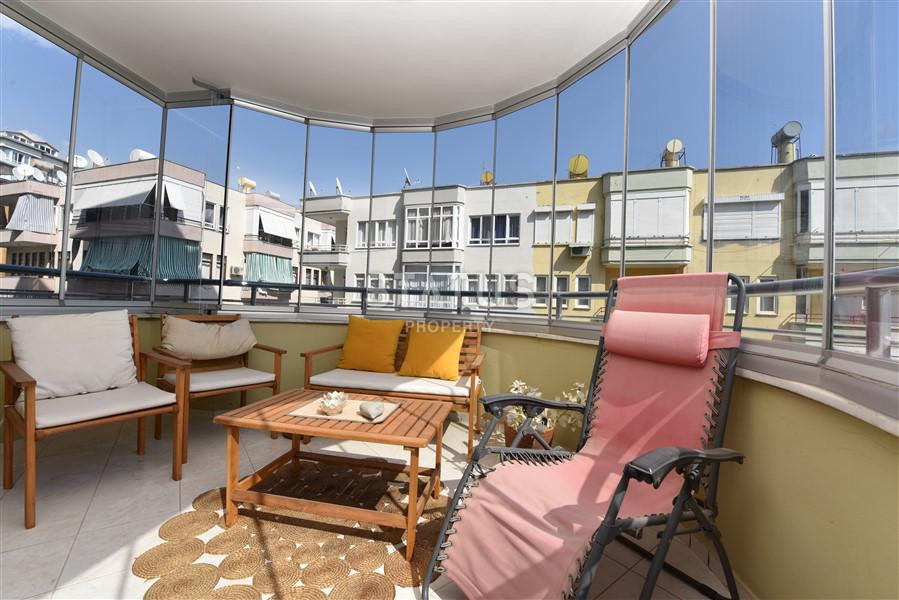 Меблированные апартаменты в центре Алании в 300м от моря. 170м2. фото 13