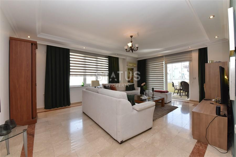 Меблированные апартаменты в центре Алании в 300м от моря. 170м2. фото 14