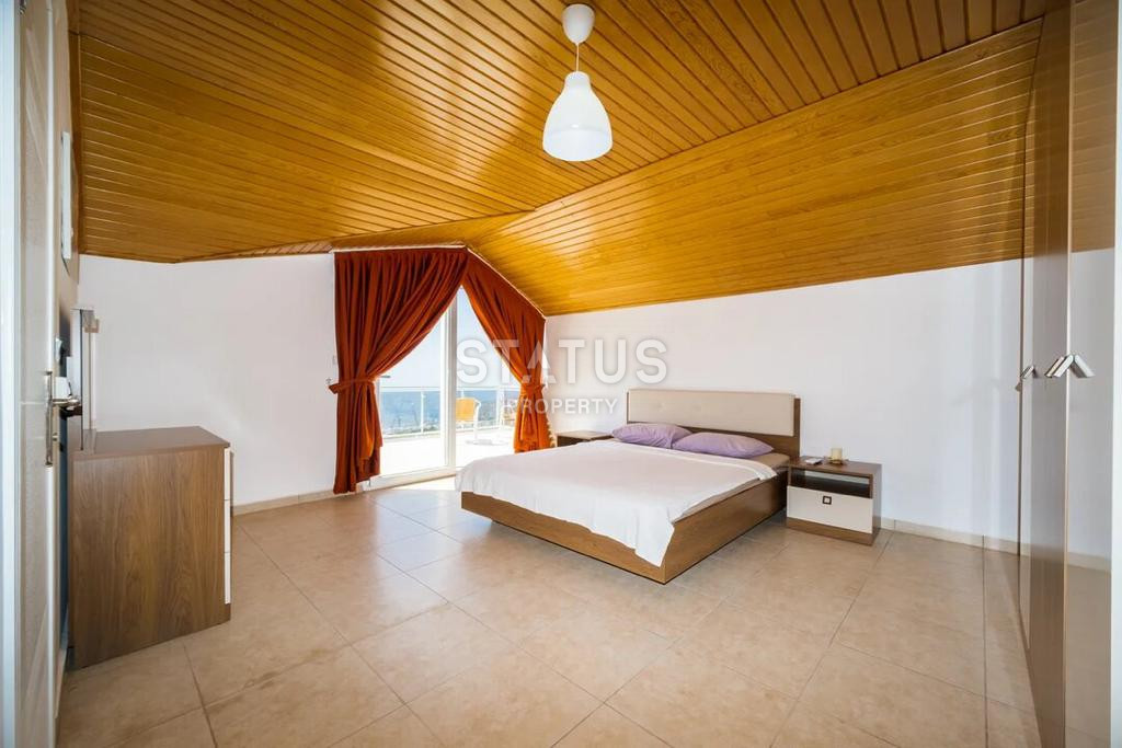 Вилла с потрясающим видом на Аланию.280м2. фото 3