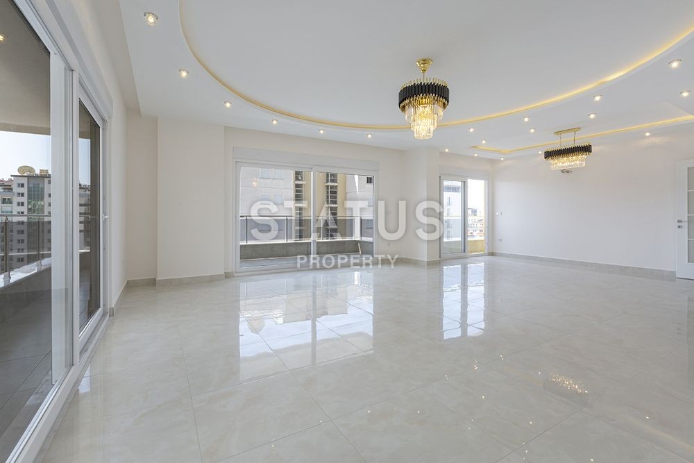 Большая квартира с небольшой ценой в Махмутлареи и видом на море! 300 кв.м. фото 11