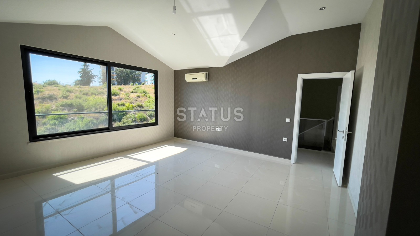 Просторные апартаменты 2+1 в спальном районе Кестель. 186м2 фото 3