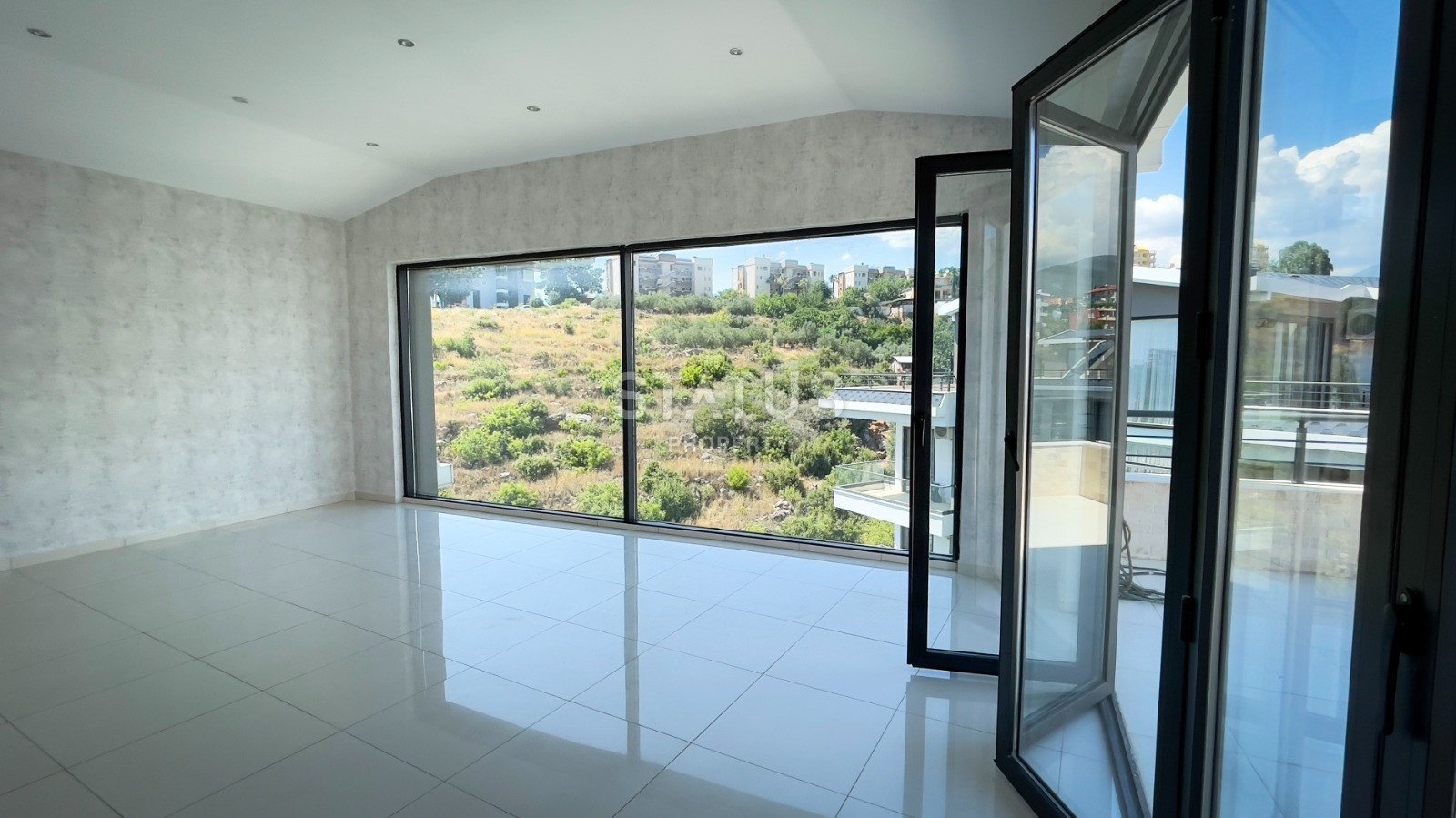 Просторные апартаменты 2+1 в спальном районе Кестель. 186м2 фото 9