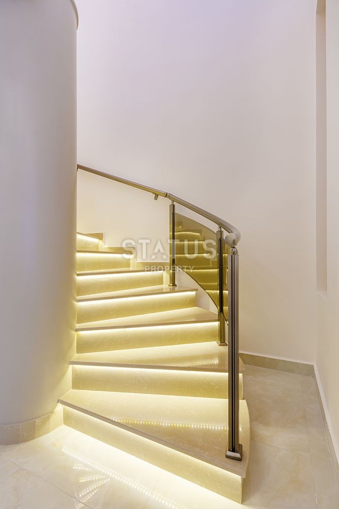 Большая квартира с небольшой ценой в Махмутлареи и видом на море! 300 кв.м. фото 18