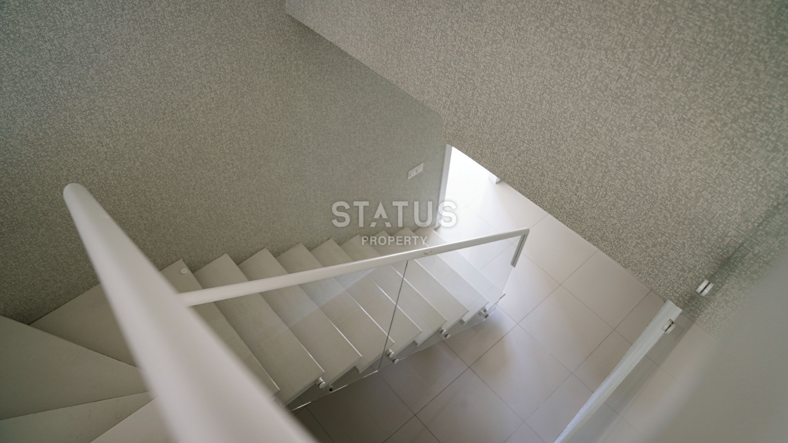 Просторные апартаменты 2+1 в спальном районе Кестель. 186м2 фото 17