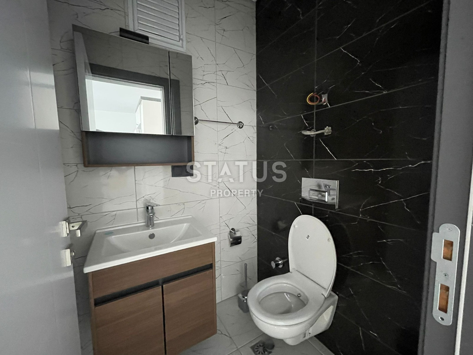 One-bedroom turnkey apartment in the first coastline in Kargicak. 55m2 фото 12