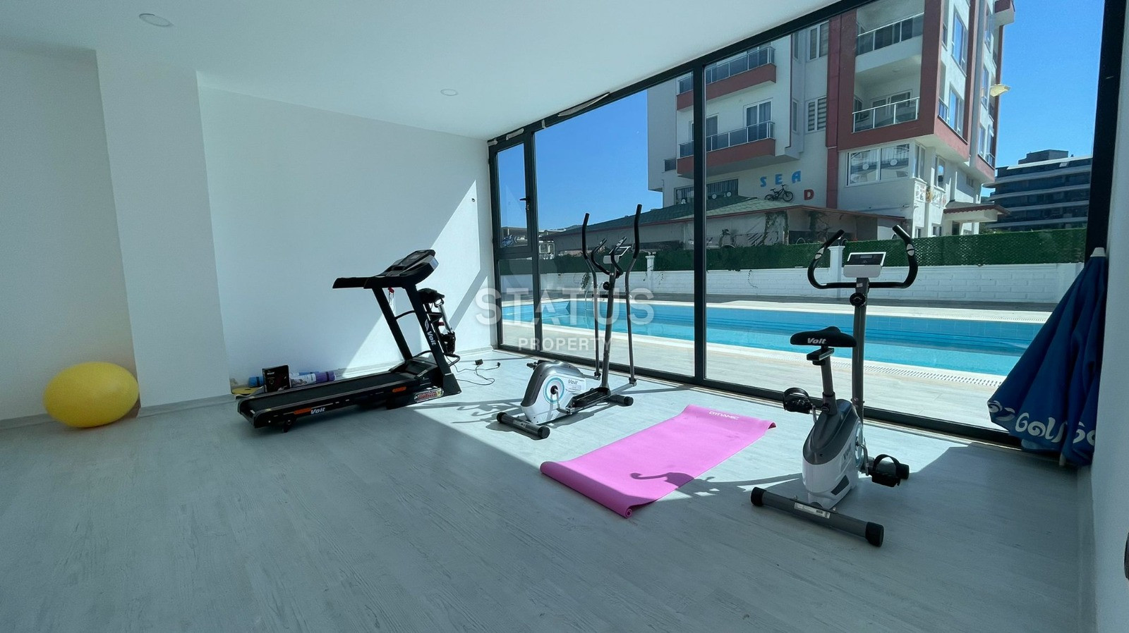 One-bedroom turnkey apartment in the first coastline in Kargicak. 55m2 фото 22