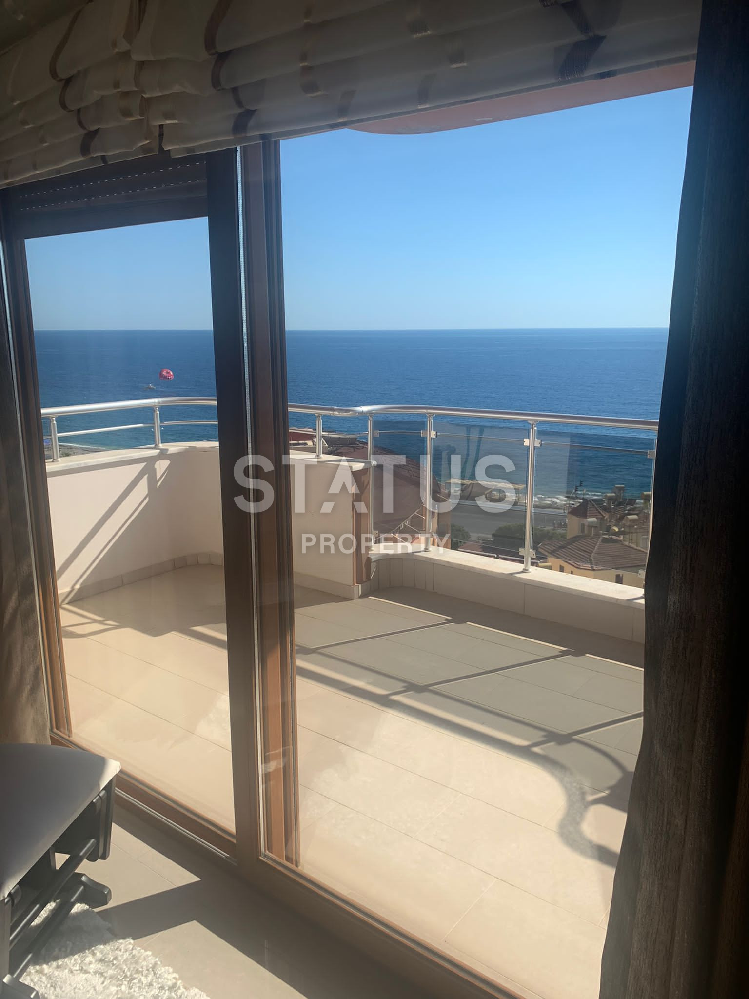 Duplex 3+1 on the first beach line in Mahmutlar district. 240m2 фото 6