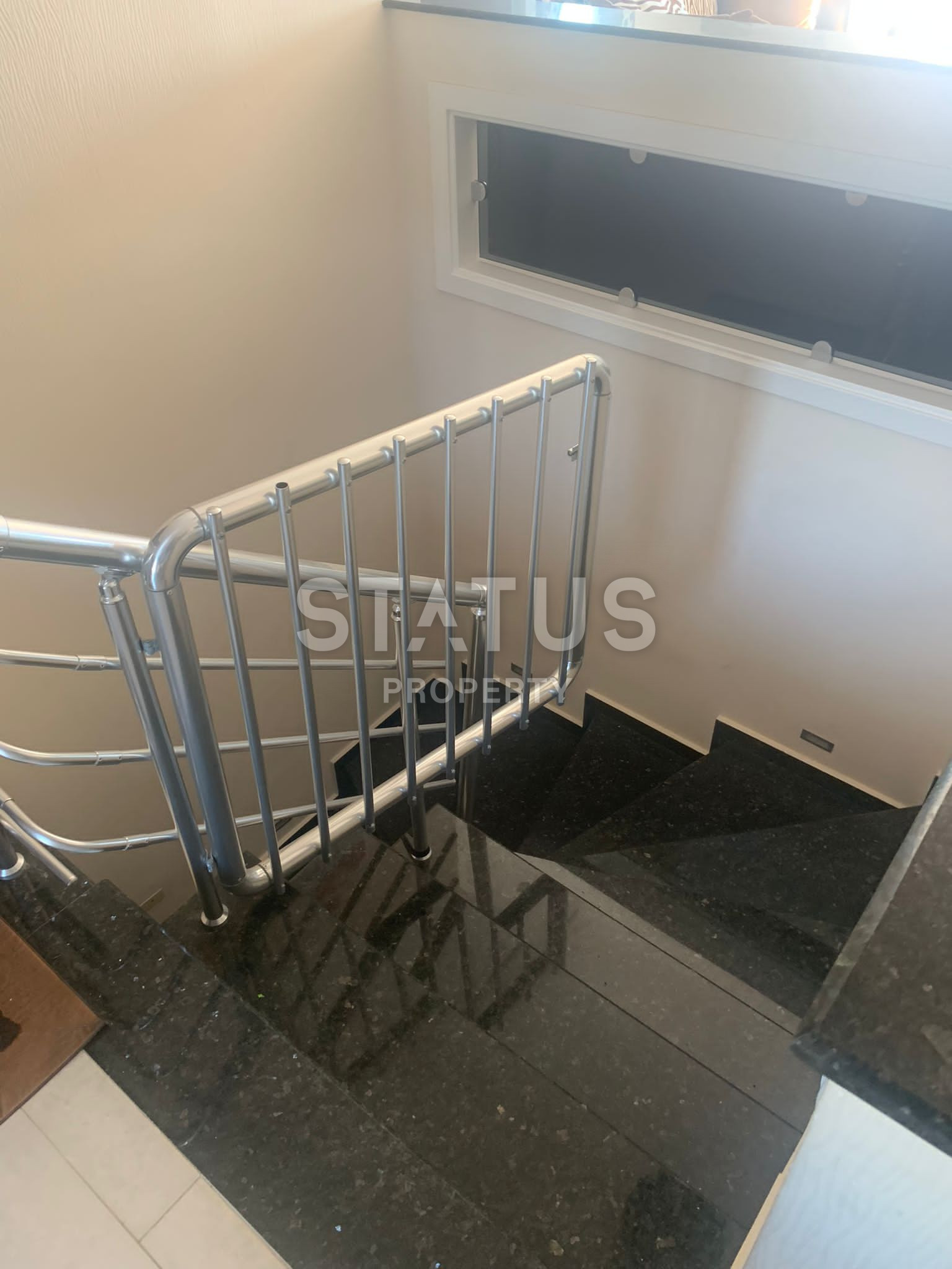 Duplex 3+1 on the first beach line in Mahmutlar district. 240m2 фото 7