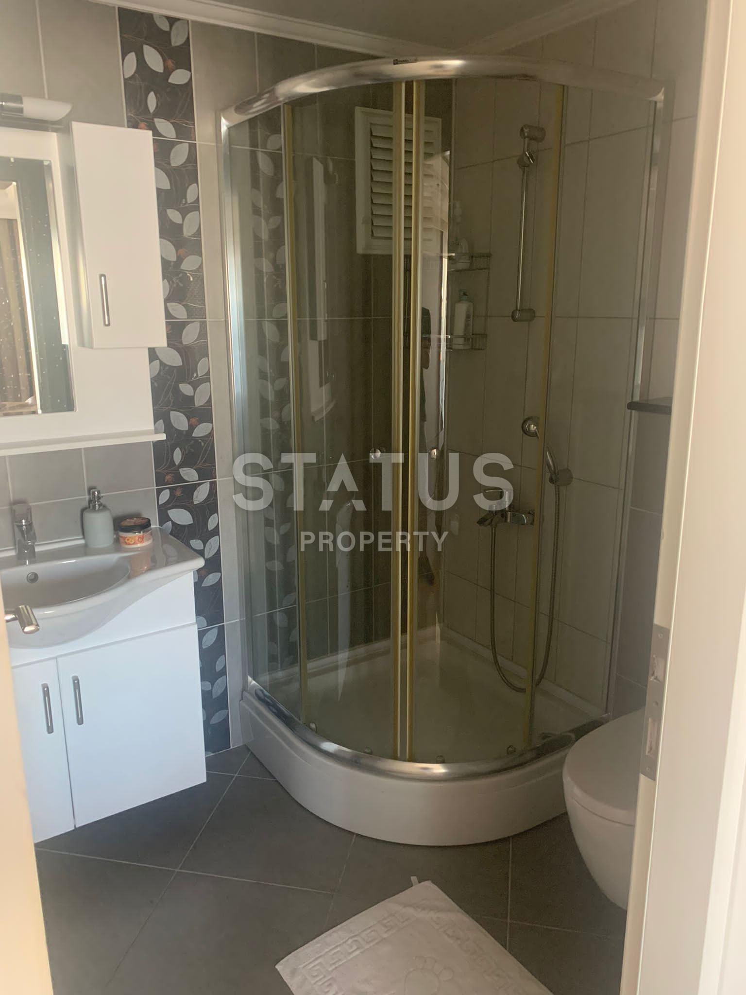 Duplex 3+1 on the first beach line in Mahmutlar district. 240m2 фото 15