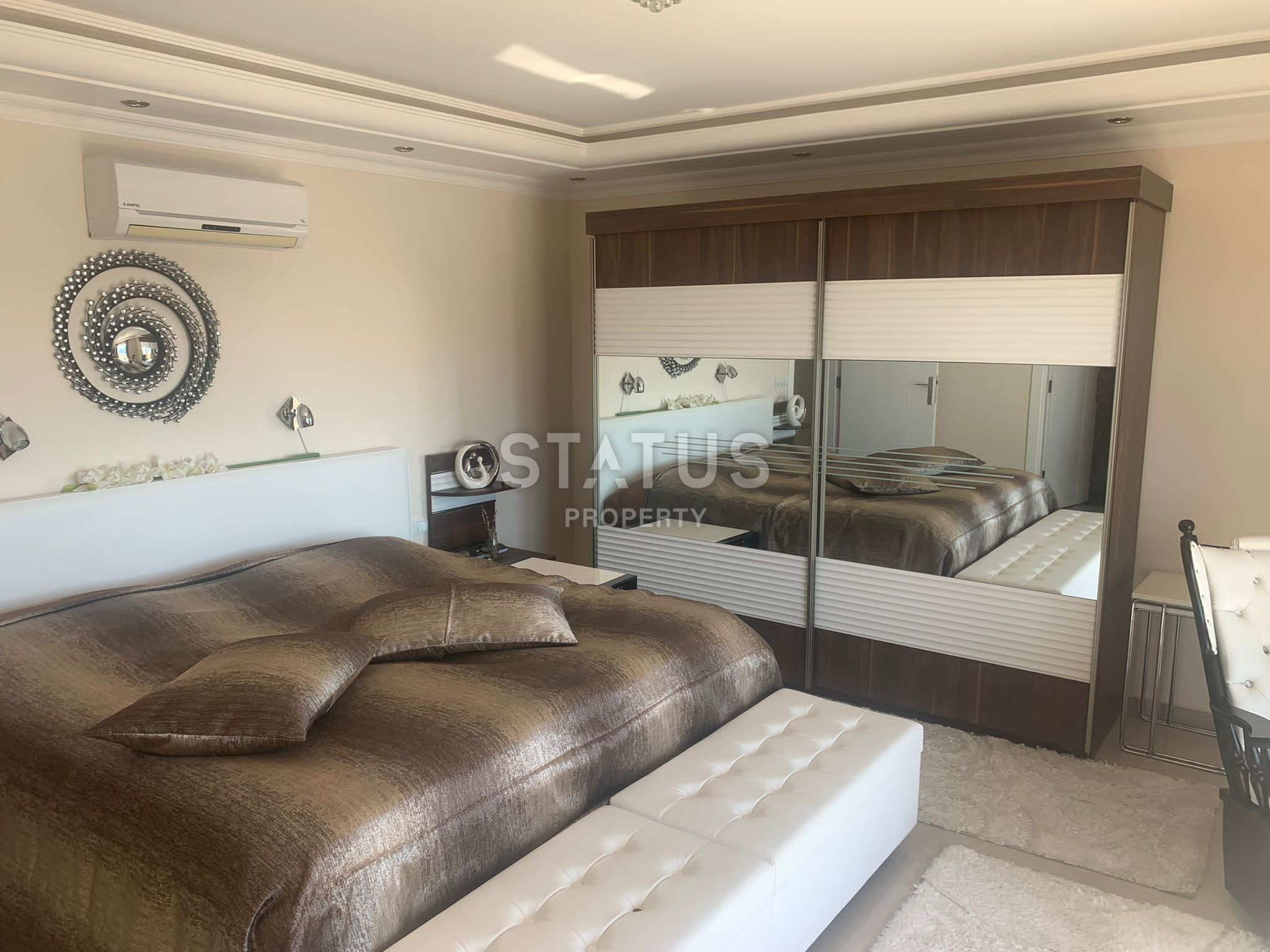 Duplex 3+1 on the first beach line in Mahmutlar district. 240m2 фото 20