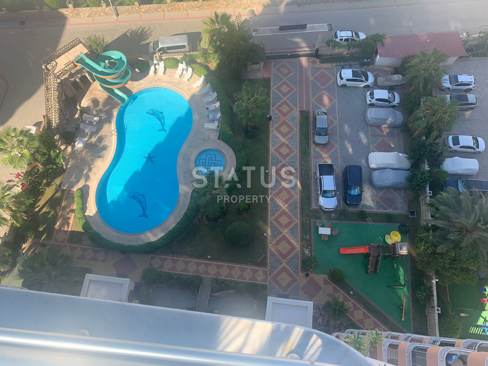 Duplex 3+1 on the first beach line in Mahmutlar district. 240m2 фото 27