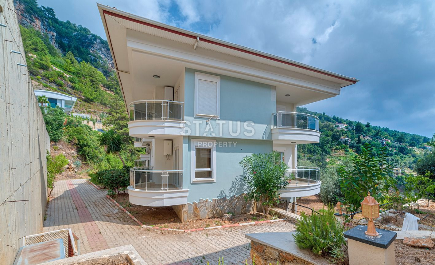 Апартаменты 2+1 с видом на море в районе Тепе, 210 м2 фото 8