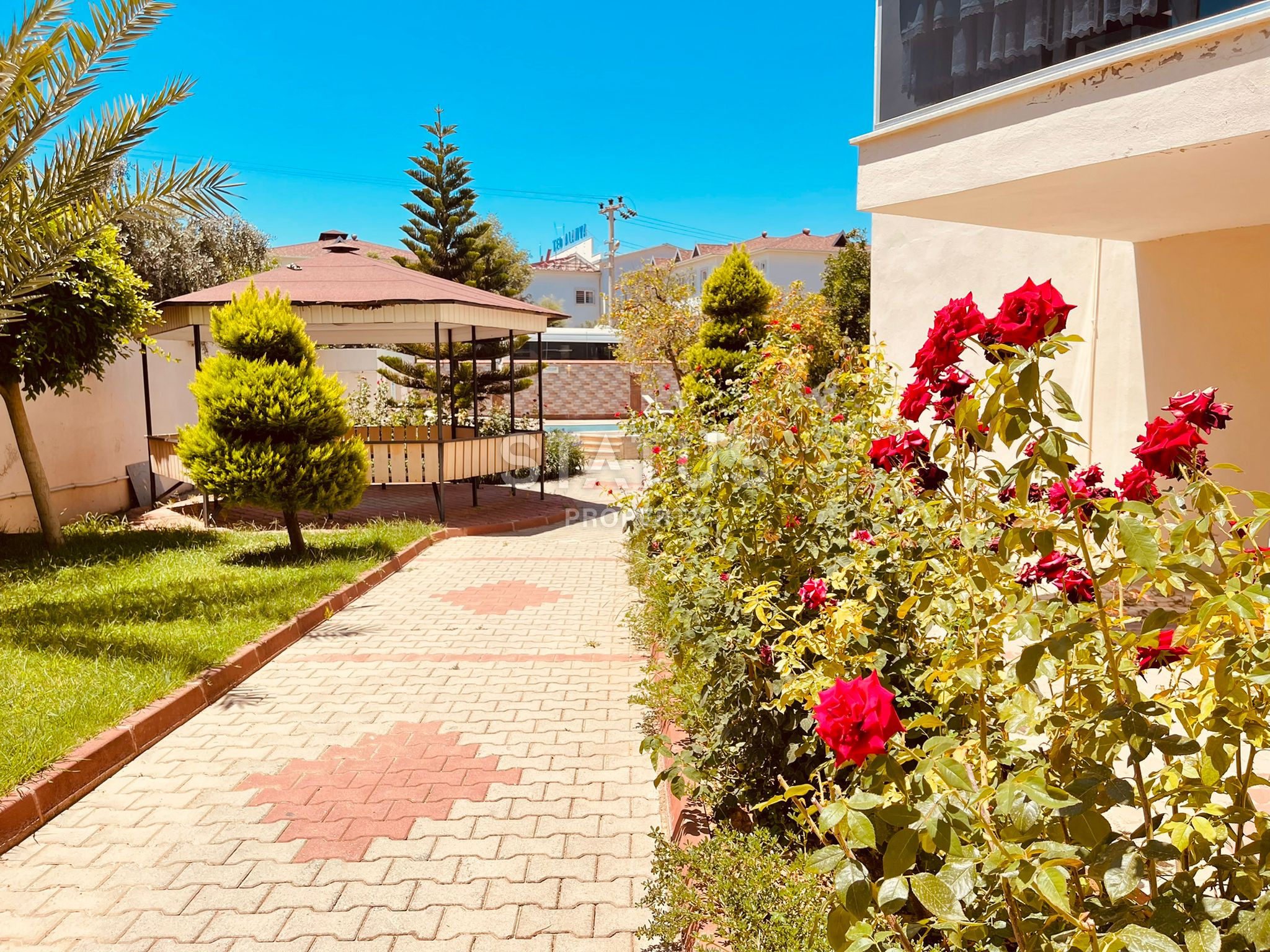 Very spacious 2+1 apartment in the lower OBE. 140m2 фото 18