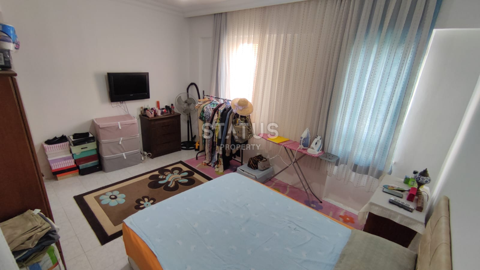 Spacious two-room apartment with separate kitchen Cleopatra beach. 80m2 фото 3