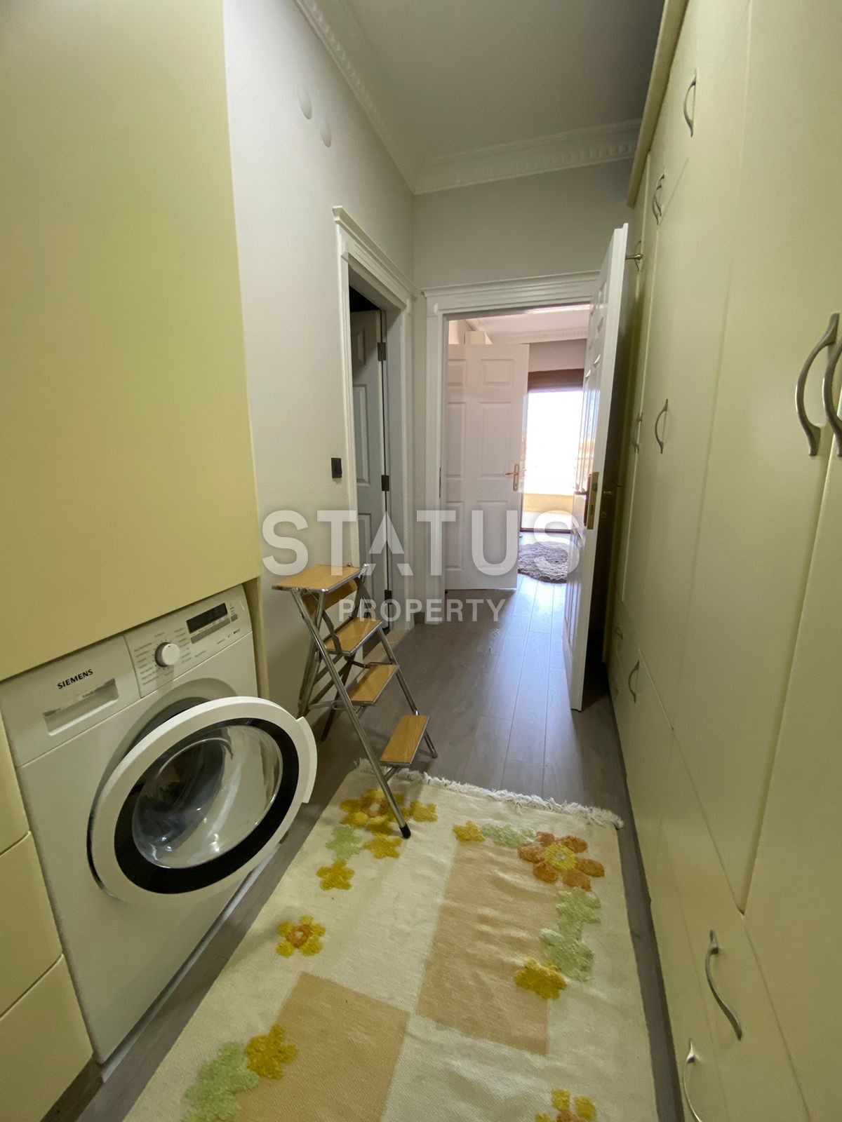 Просторные апартаменты 4+1 с видом на море в центре Алании. 250м2. фото 3