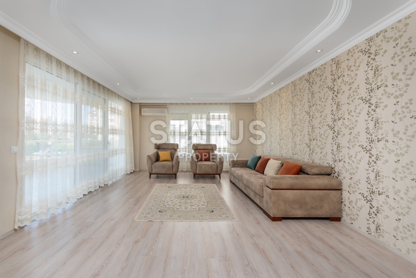 Новые меблированные апартаменты в комплексе с инфраструктурой, 110 м2. фото 3