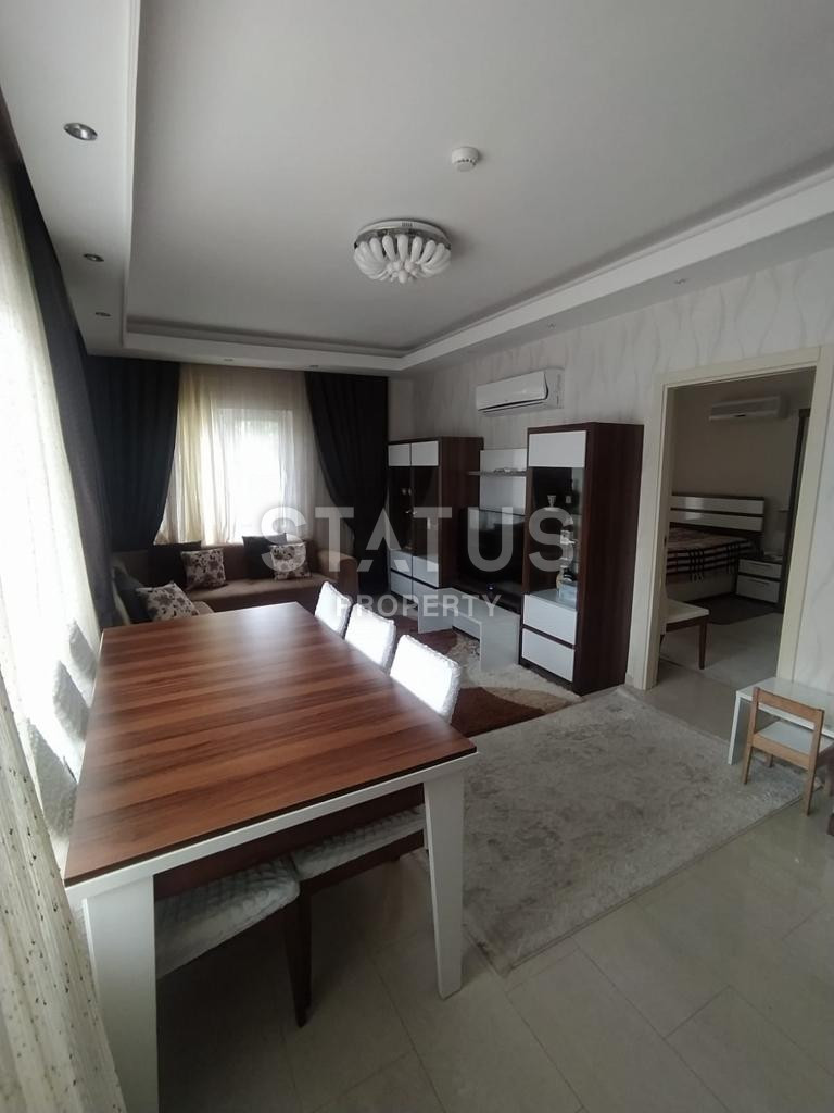 Меблированные апартаменты 1+1 в одном из лучших комплексов Махмутлара, 70 м2. фото 3