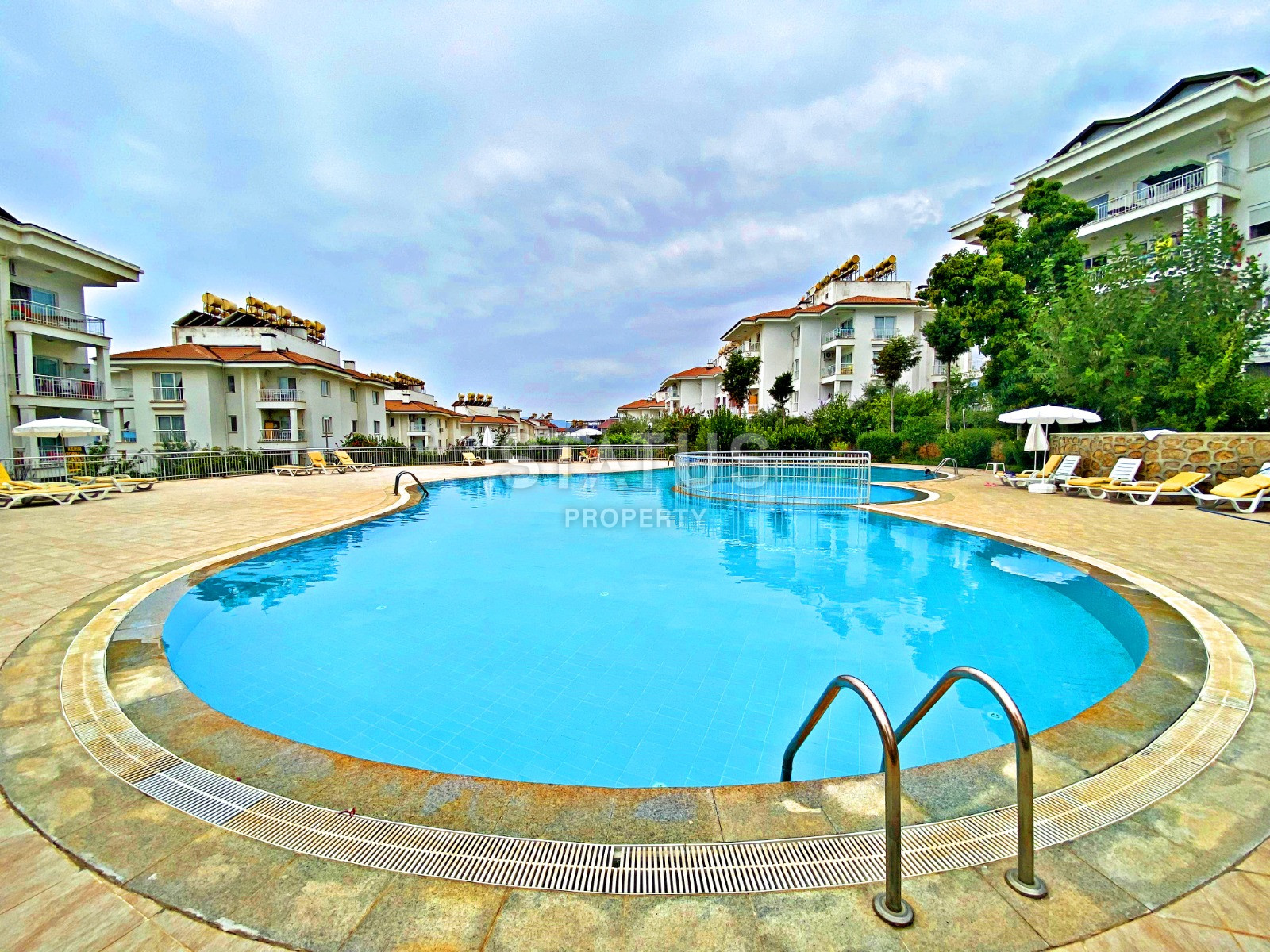 Furnished apartment 2+1 at a bargain price in the OBA area. 110m2 фото 24