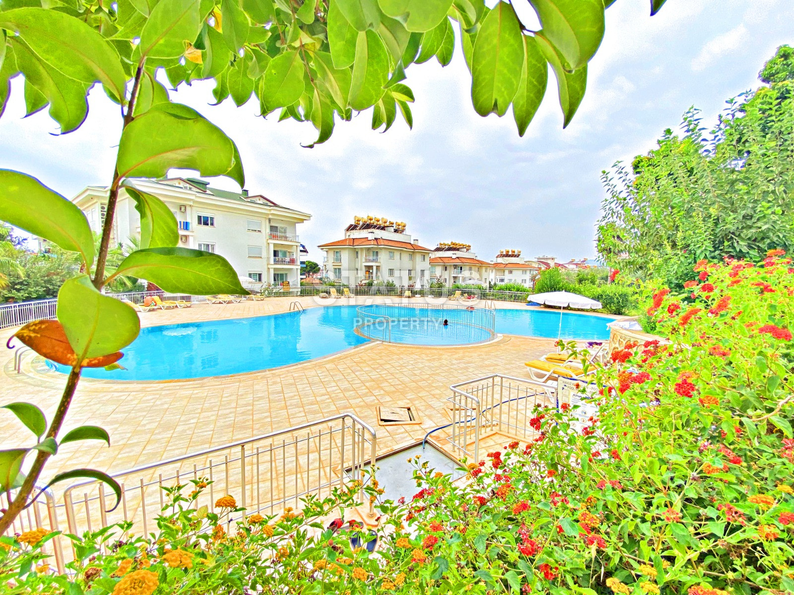 Furnished apartment 2+1 at a bargain price in the OBA area. 110m2 фото 27