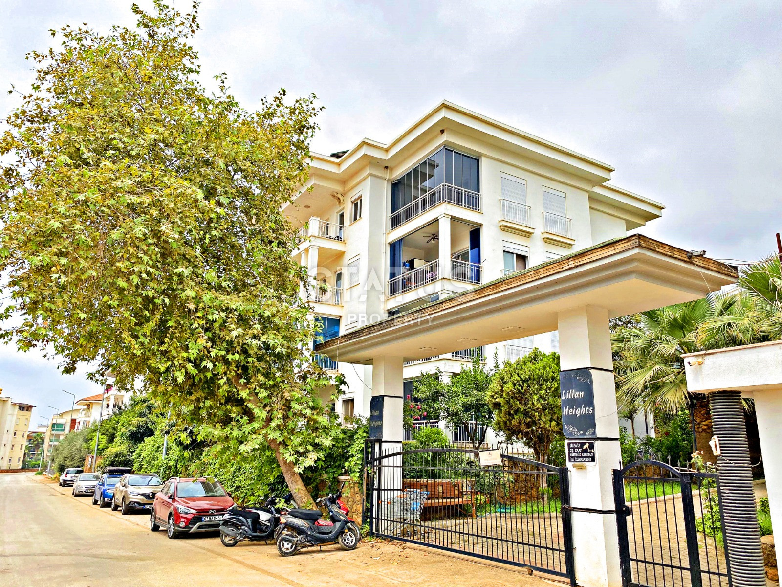 Furnished apartment 2+1 at a bargain price in the OBA area. 110m2 фото 30