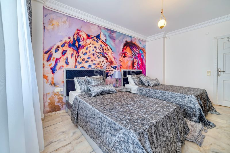 Просторная квартира 2+1 с дизайнерским ремонтом 50м от моря в Махмутларе, 125 м2. фото 5