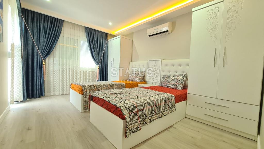 Трёхкомнатная меблированная квартира в 250м от моря в Каргыджаке. 120м2 фото 9