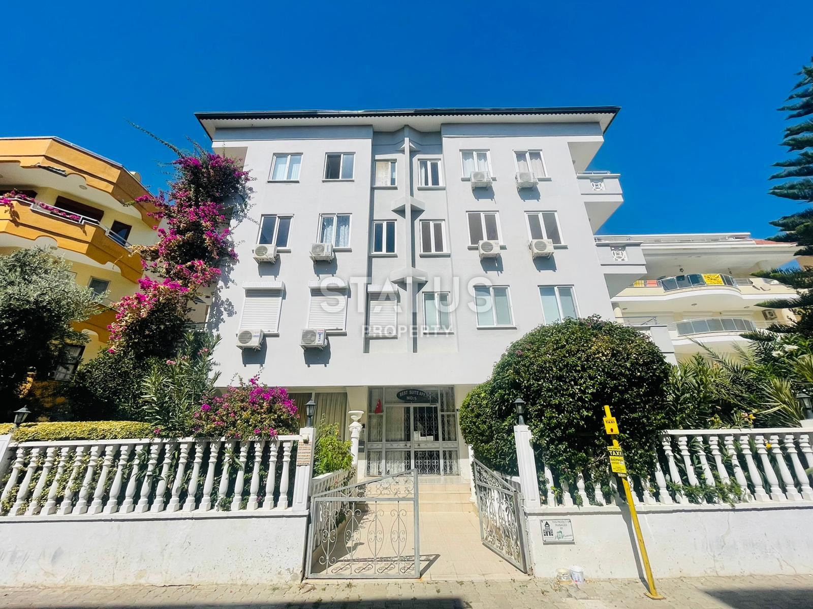 Three-room furnished apartment 100m from the sea in the European district OBA.120m2 фото 17