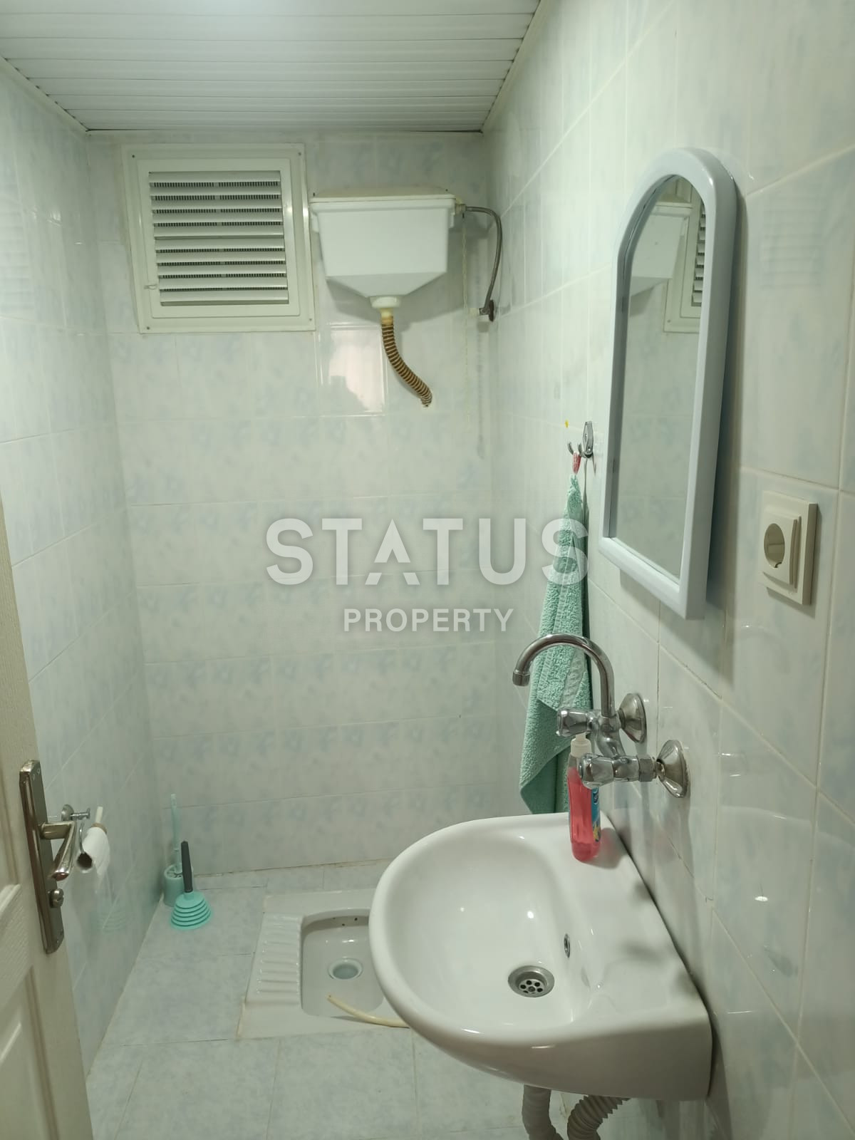 Трёхкомнатная меблированная квартира в 100м от моря в Махмутларе. 120м2 фото 9