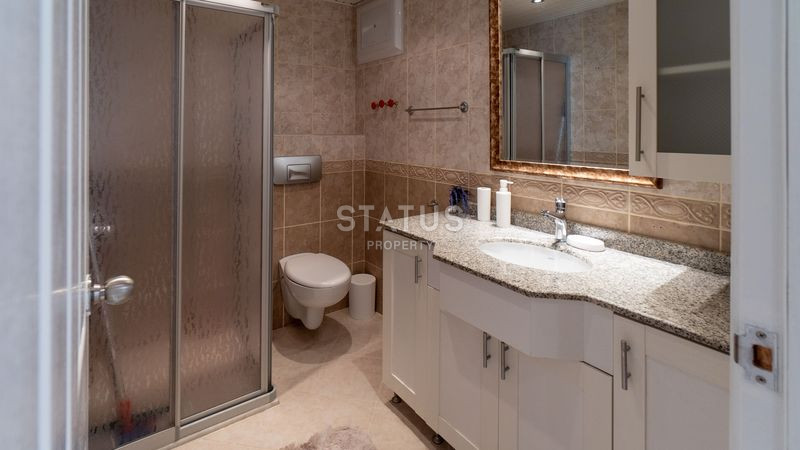 Трёхкомнатная меблированная квартира с видом на море в Махмутларе. 120м2 фото 12