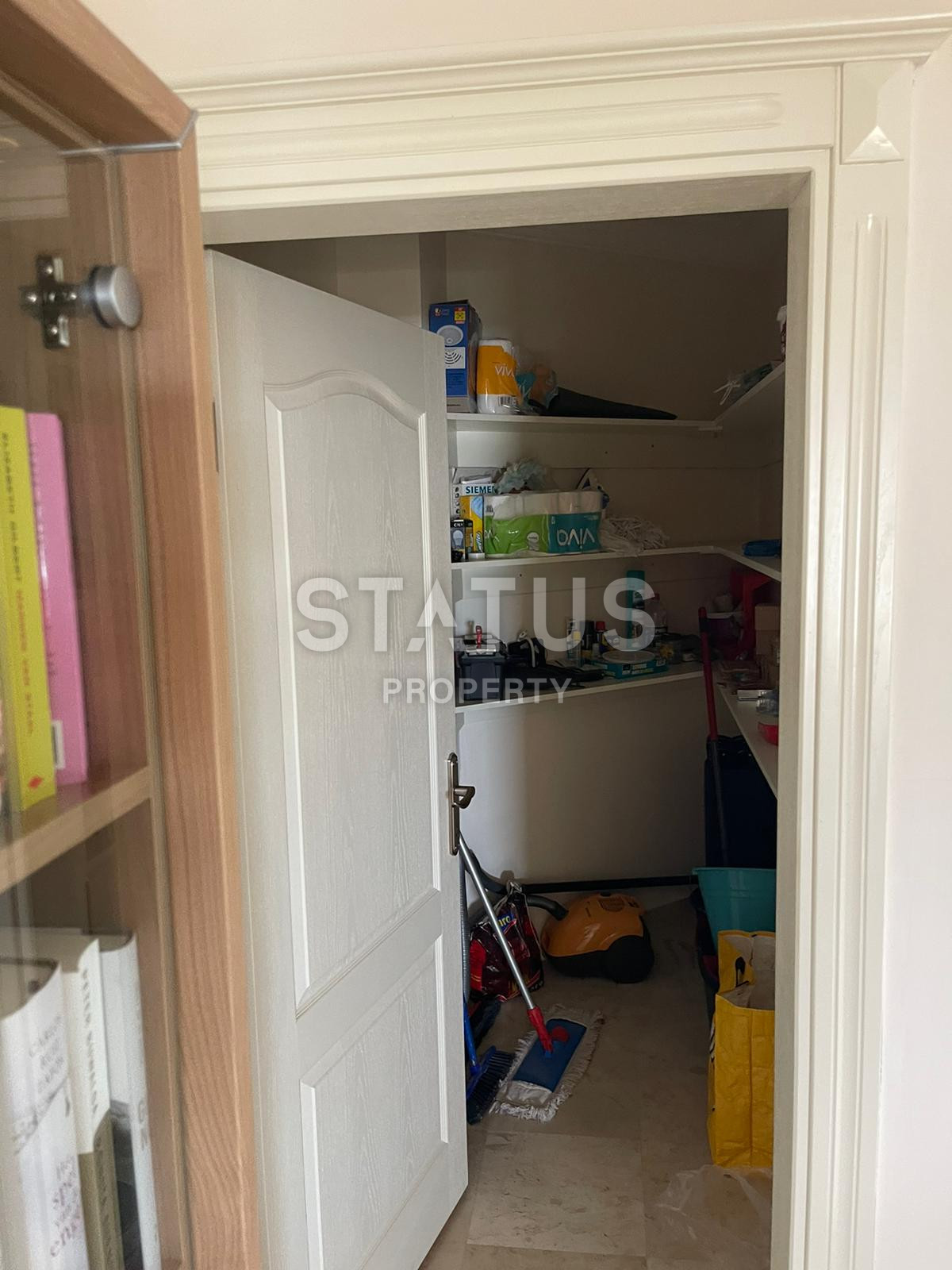 Трёхкомнатная меблированная квартира в 800м от моря в Демирташе. 160м2 фото 4