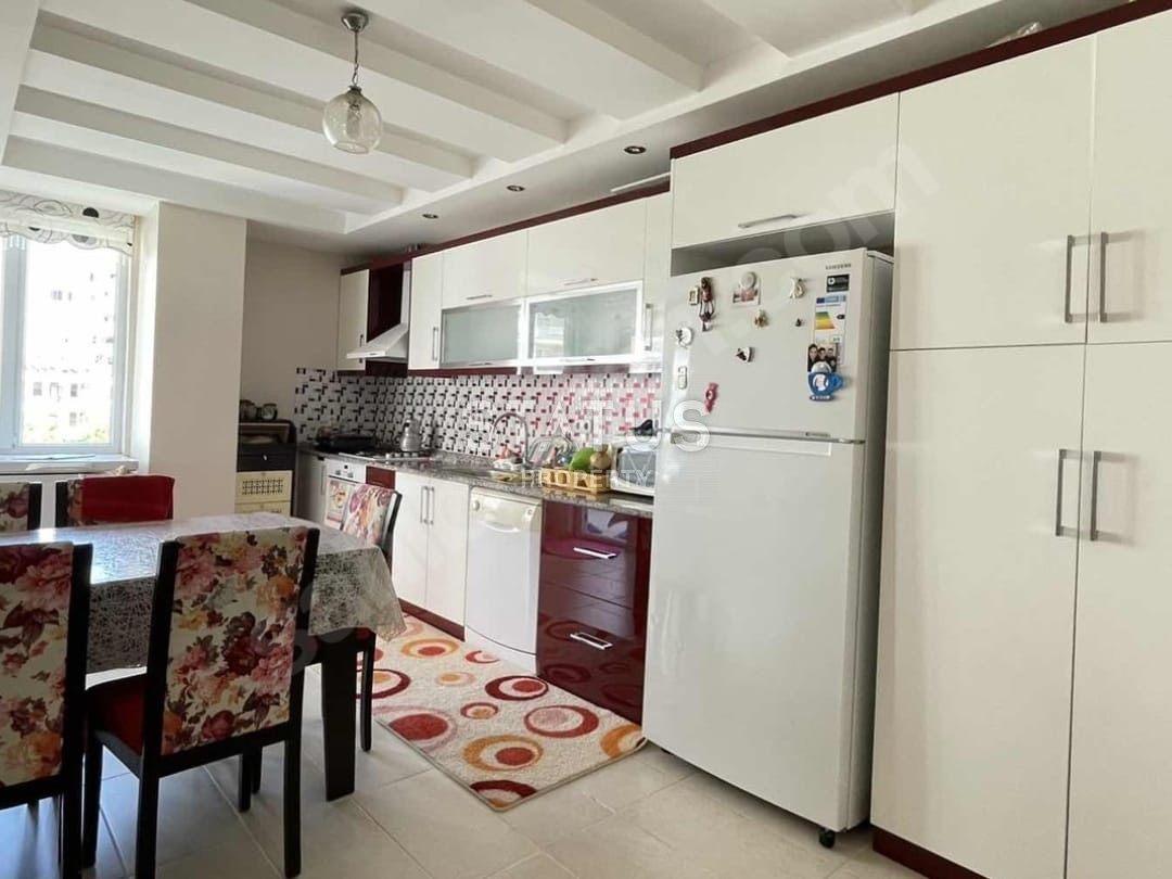 Трёхкомнатная меблированная квартира в 150м от моря в нижней ОБЕ. 80м2 фото 4