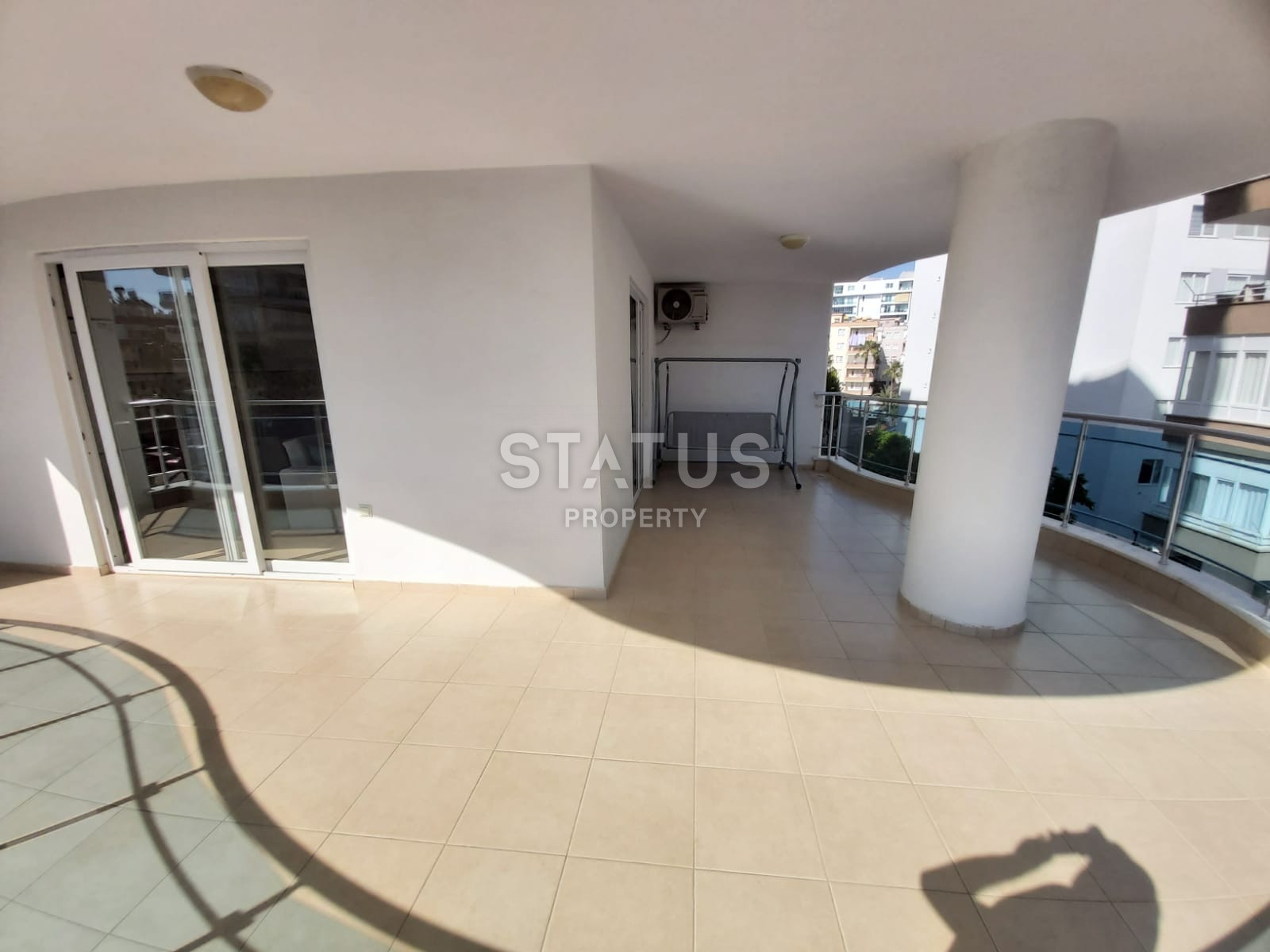 Three-room furnished apartment with a favorable location in Mahmutlar. 120m2 фото 6