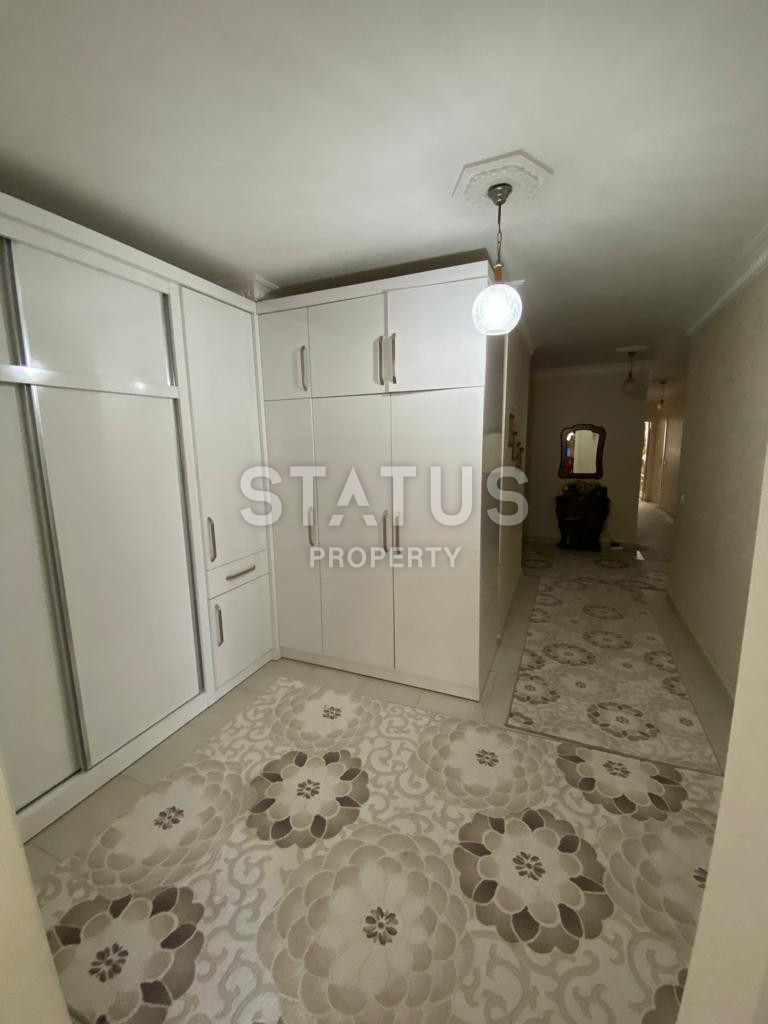 Просторная 5ти комнатная квартира с отдельной кухней в Джикджилли. 240м2 фото 7