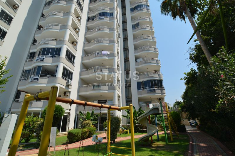 Трёхкомнатная меблированная квартира в центре Махмутлара. 120м2 фото 3