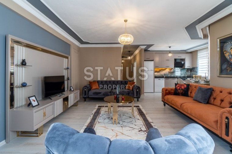 Трёхкомнатная меблированная квартира в 150м от моря в Тосмуре. 110м2 фото 1