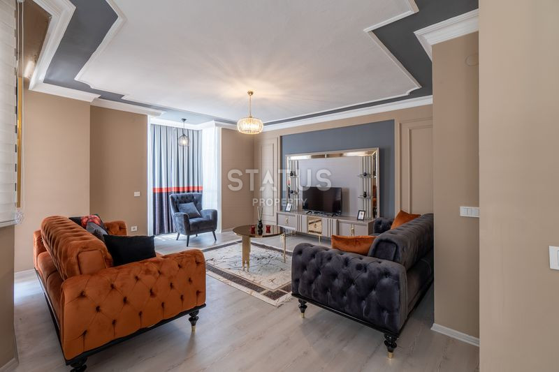 Трёхкомнатная меблированная квартира в 150м от моря в Тосмуре. 110м2 фото 3