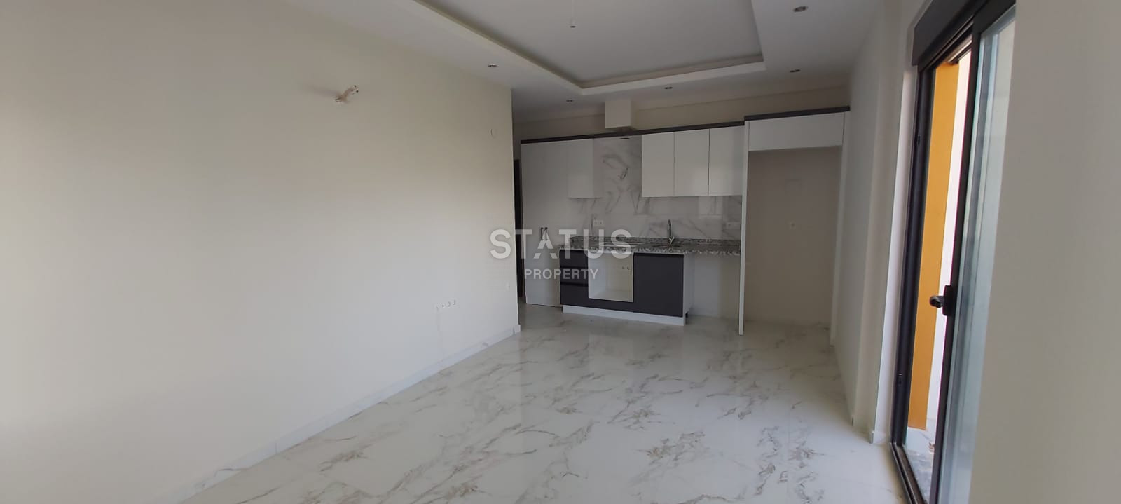 One-bedroom apartment in a residential complex in front of delivery in Kargicak. 50m2 фото 6