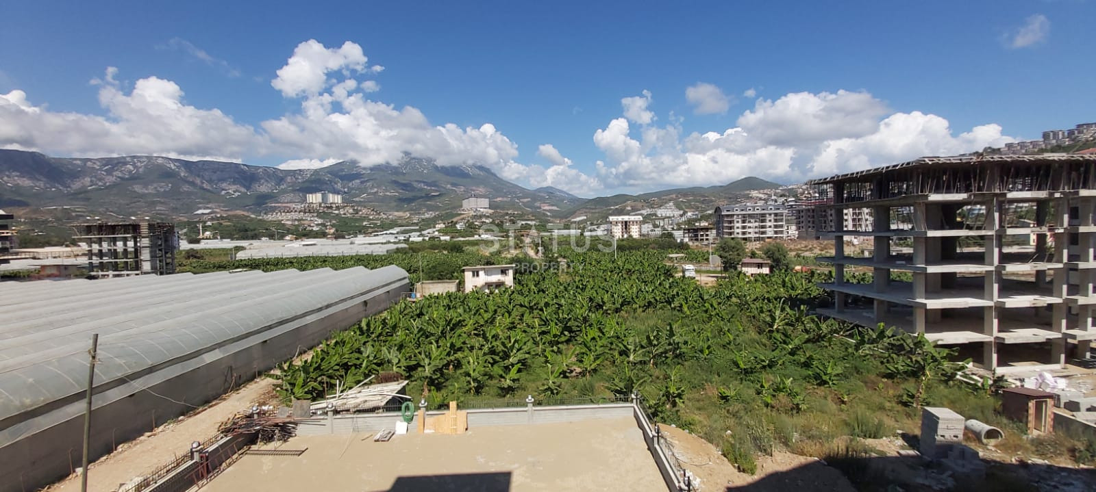 One-bedroom apartment in a residential complex in front of delivery in Kargicak. 50m2 фото 10