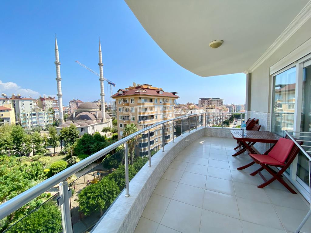 Апартаменты 2+1 в центре Алании с мебелью и техникой в ЖК от ведущего застройщика  в 600 метрах от пляжа Клеопатры. 110м2 фото 6