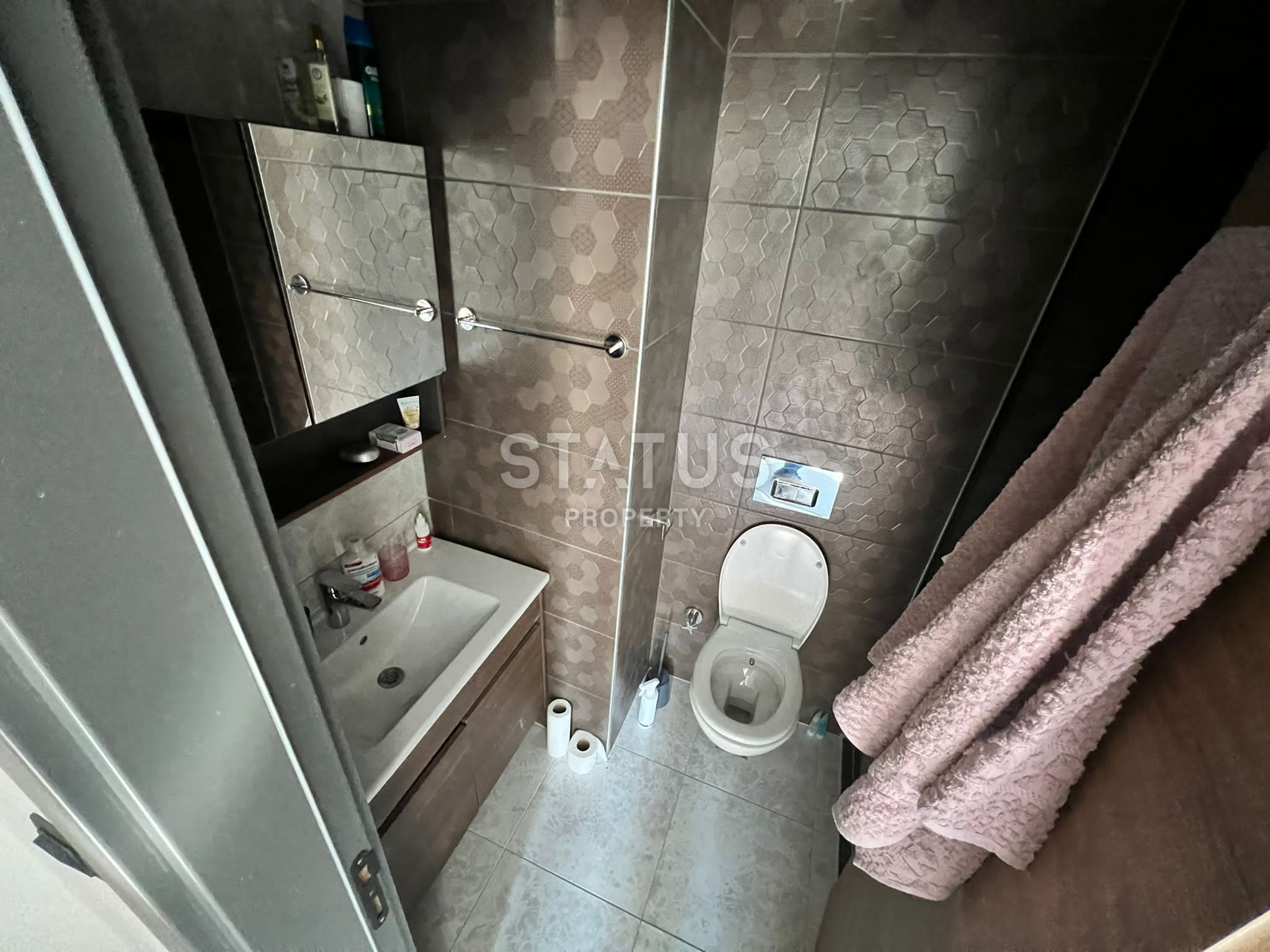 One-bedroom furnished apartment in a residential complex with infrastructure in OBA, 50 m2 фото 5