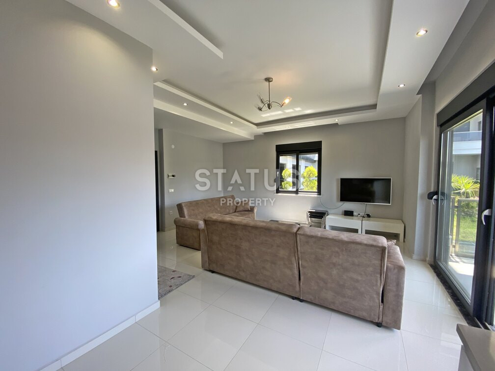 Garden duplex 2+1 at 250 250m from the sea in a residential complex with full infrastructure in Kargicak. 106m2. фото 22