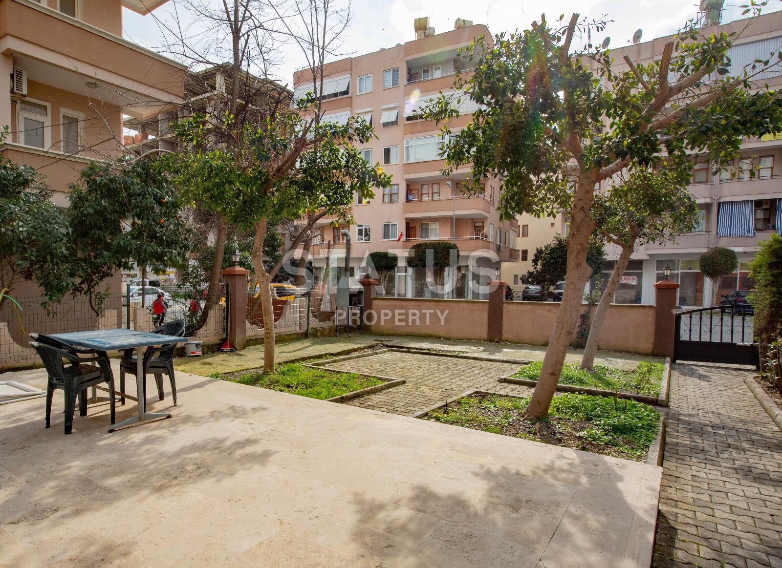 Двухкомнатная квартира с мебелью в комплексе с инфраструктурой в Махмутларе, 60 м2. фото 15